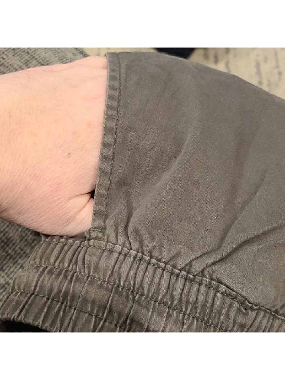 Seven sisters green cargo type joggers